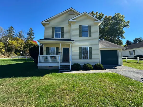 117 Lightner Ave, Lewisburg, WV 24901