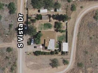 9899 S Vista Dr, Hereford, AZ 85615