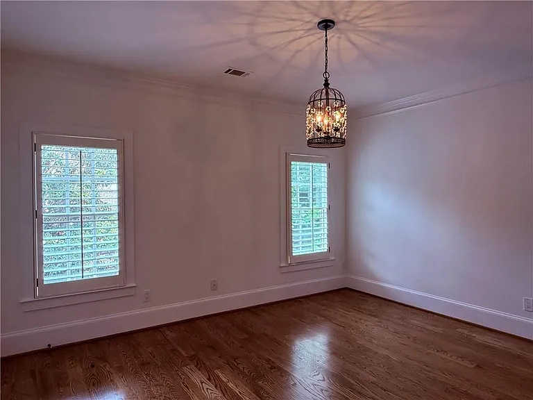 2617 Canterbury Trl NE — Photo 25