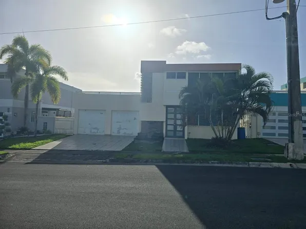 L 23 Calle Munich, Las Piedras, PR 00771