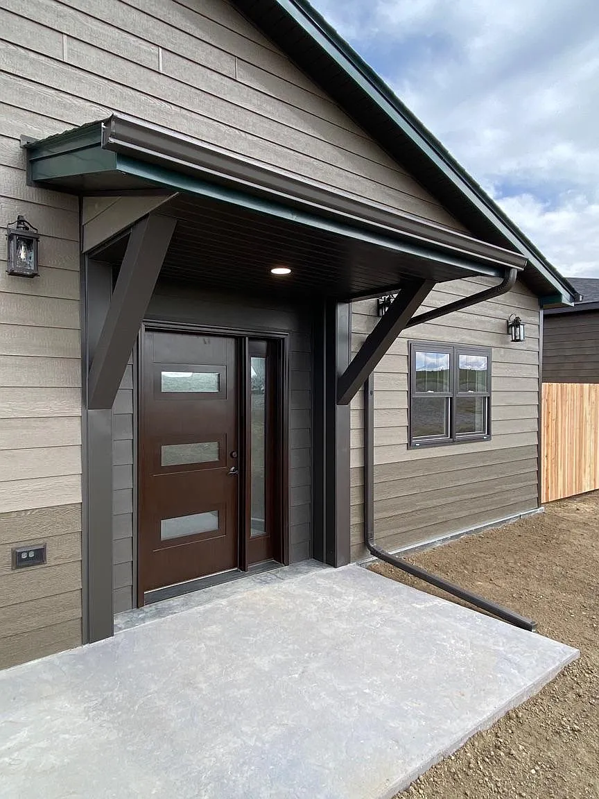 2 bed, 1319 sqft, $2,800 — Photo 3
