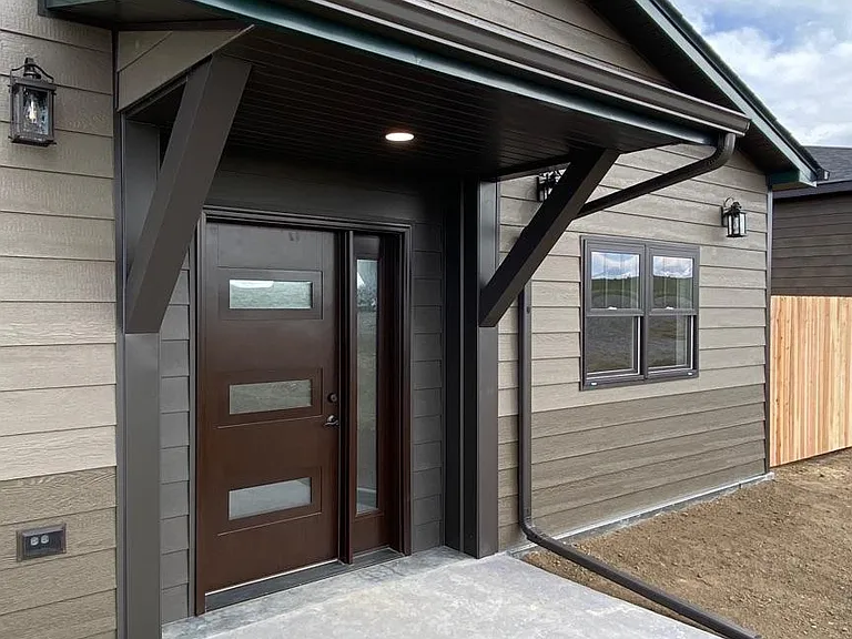 1223 Artistic Dr — Photo 3