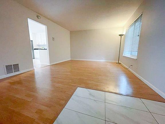 4th image of 4304 Agena Cir