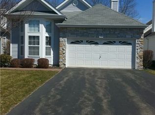 594 Leisure Dr, Ridge, NY 11961