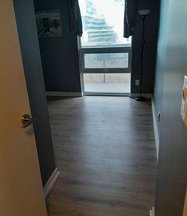 5th image of 160 Flemington Rd #423