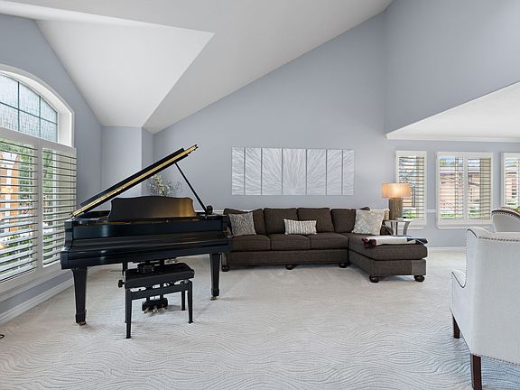 5th image of 7126 S Griffiths Pl