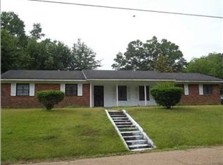 1039 Garden Park Dr, Jackson, MS 39204