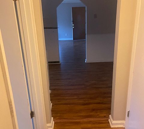 3rd image of 624 Maple Dr APT C