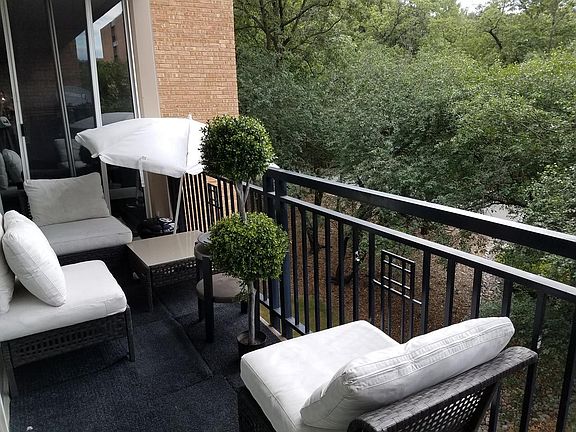4th image of 6020 Oakwood Dr APT 3C