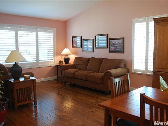 3rd image of 9021 Pear Orchard Ct