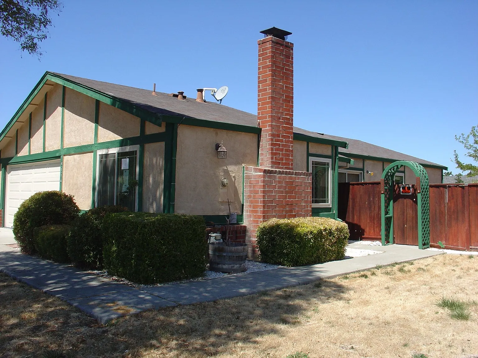 4114 Pinon Way photo 1