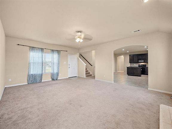 2nd image of 3212 Gunsmoke Dr