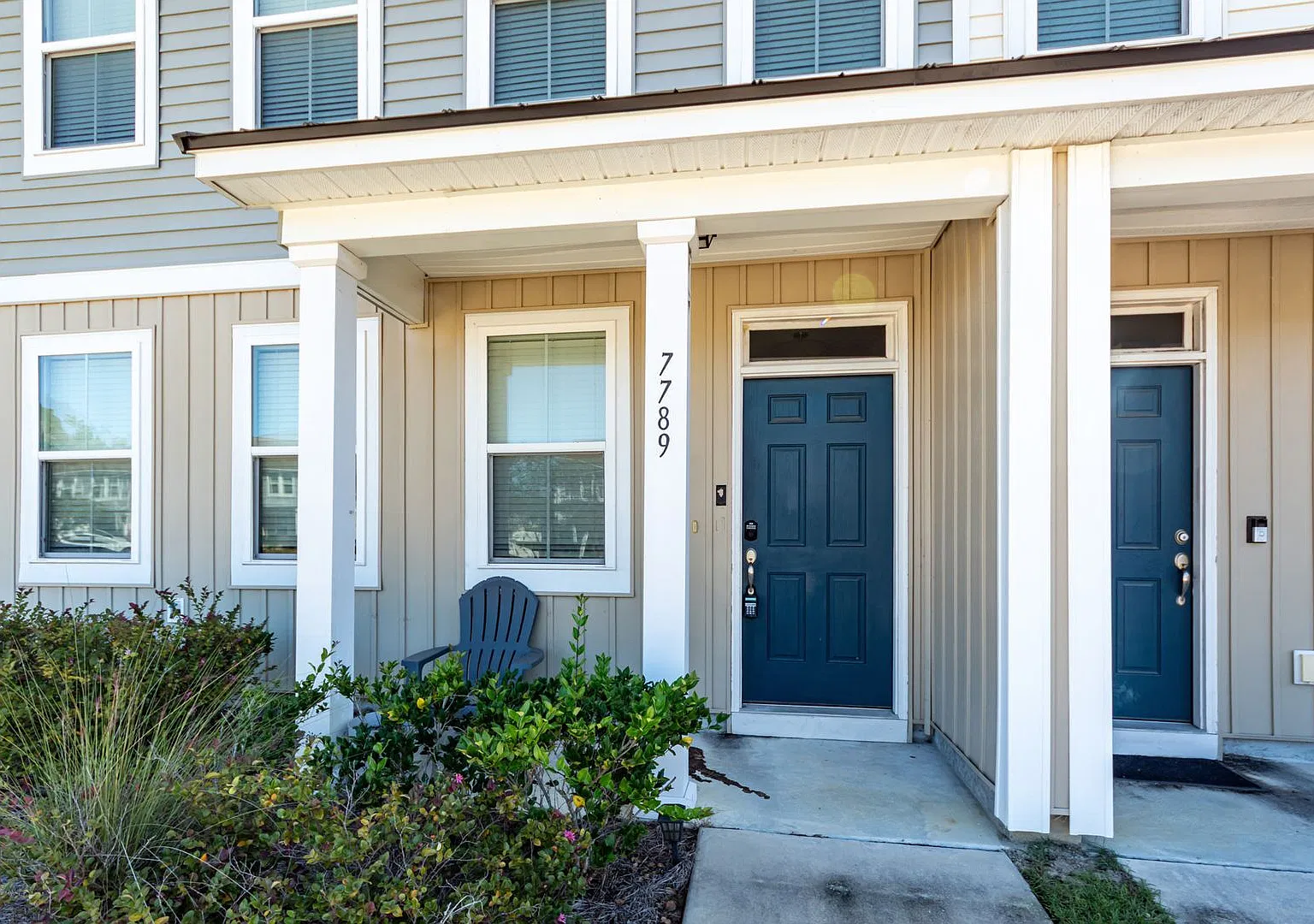 3 Bedroom, 2.5 Bathroom Townhome in The Park at Rivers Edge - North Charleston — Photo 2