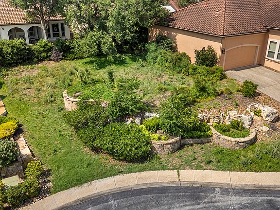5th image of 1706 Wild Deer Cir