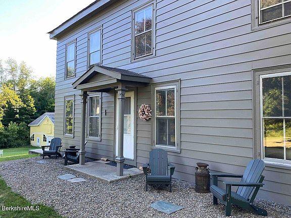 2nd image of 31 Mapletown Rd