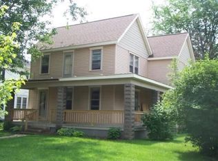 228 E Jefferson St, Spring Green, WI 53588