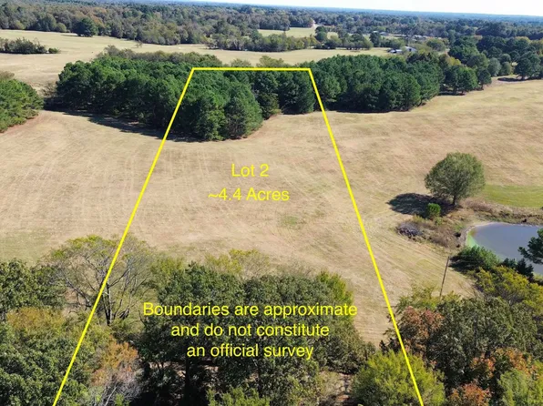 2 County Road 3265, Mount Pleasant, TX 75455