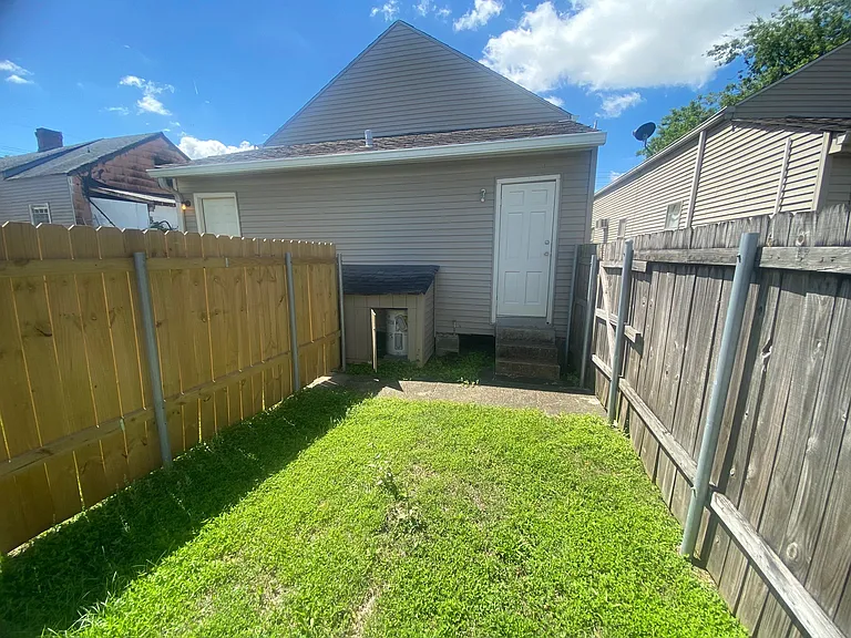4717 S Liberty St #A — Photo 10