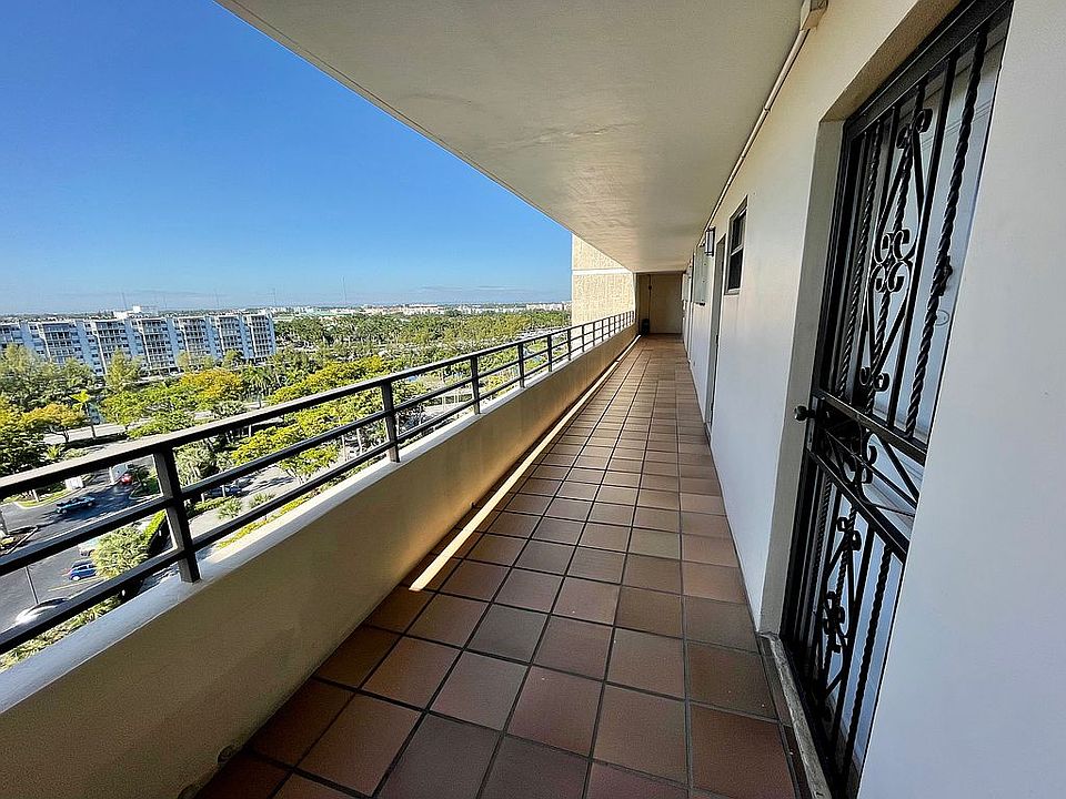 Outdoor Hallway