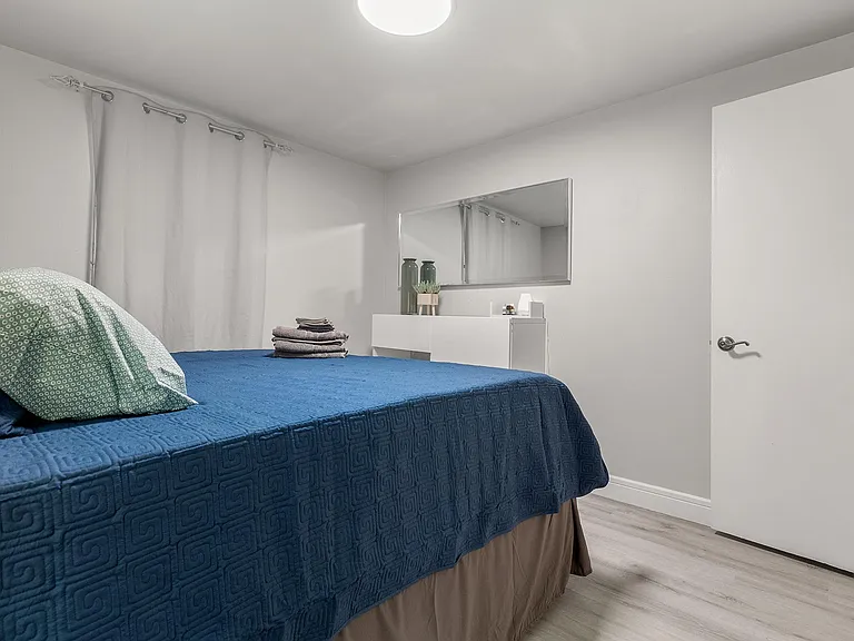 5651 Kelly Dr N — Photo 14