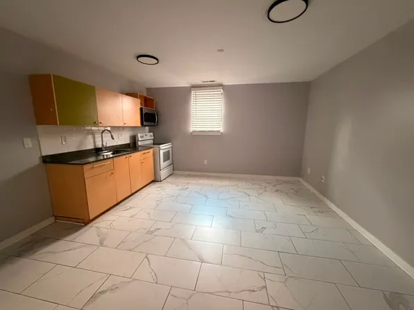 60 Coleman St, Bridgeport, CT