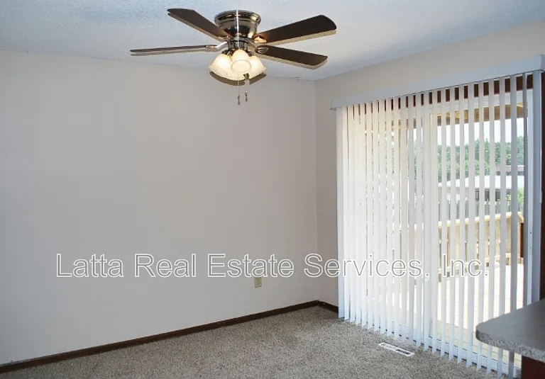 2916 SW Jackson St — Photo 5