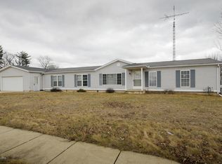 1111 Merryview Dr, Sturgis, MI 49091