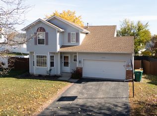 1014 Lindsay St, Joliet, IL 60431