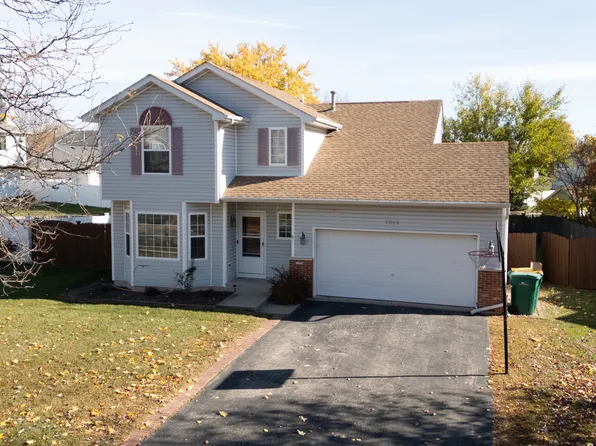 1014 Lindsay St, Joliet, IL 60431