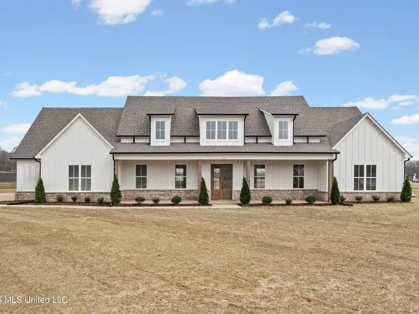 5112 Grays Valley Dr, Hernando, MS 38632
