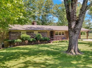 1411 Lakeview Rd, Livingston, TN 38570
