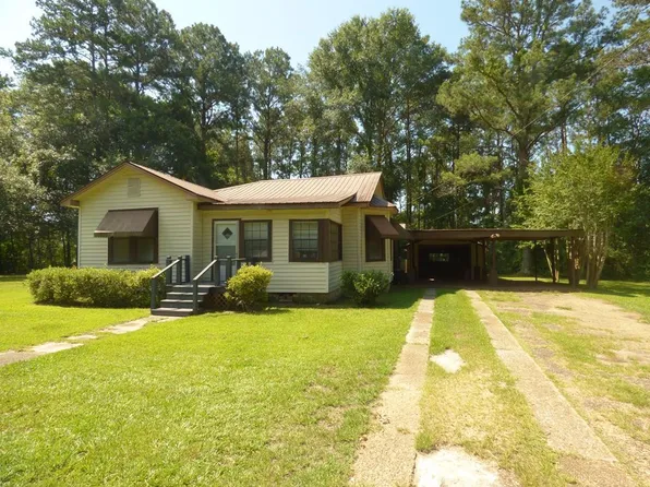 2066 McComb Holmesville Rd, McComb, MS 39648