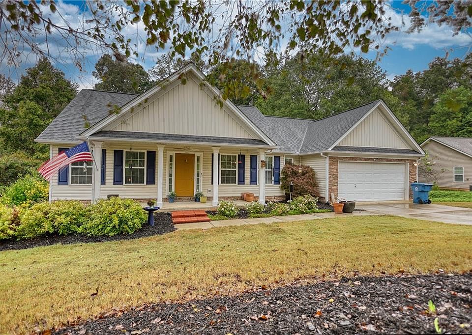 1st image of 1127 Bradford Park Dr
