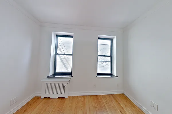 Rented by CitySites Real Estate Group | media 9