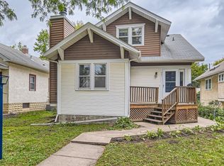901 21st Ave SE, Minneapolis, MN 55414