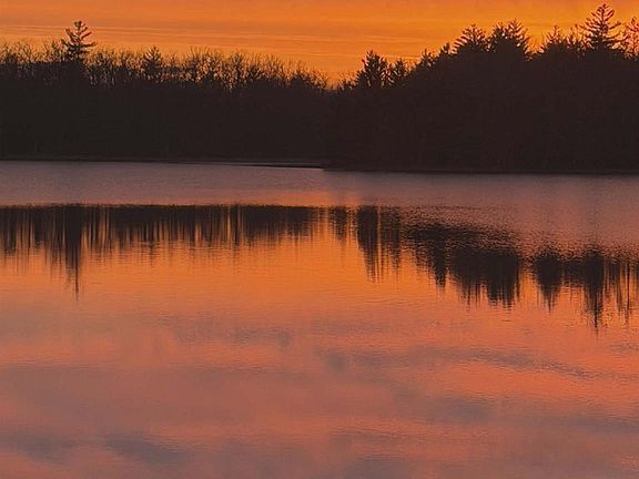 4th image of 2779 Horseshoe Lake Rd