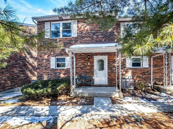 5638 Springdale Rd Unit 8, Cincinnati, OH 45251