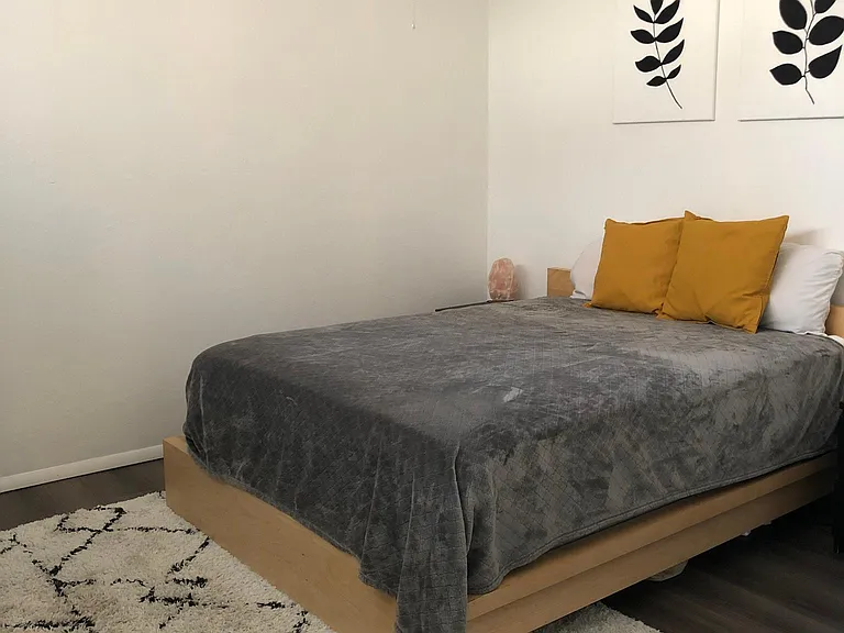 7907 S Harvel Dr — Photo 21