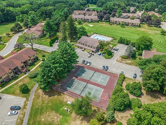5th image of 20 Rainbow Pond Dr APT C2