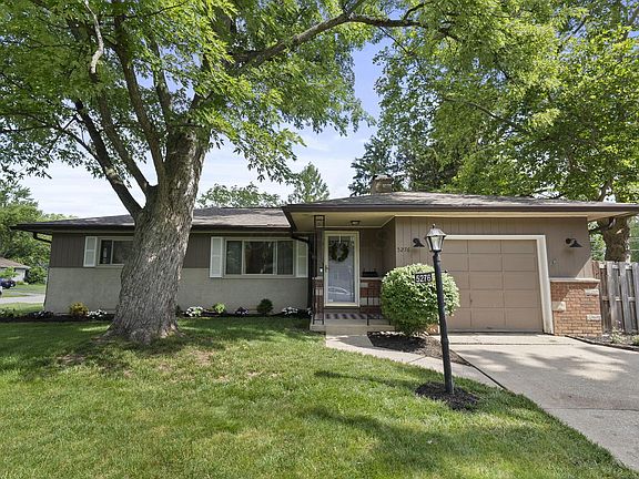 2nd image of 5276 Heritage Ln