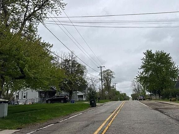4th image of 8103 Blivin St