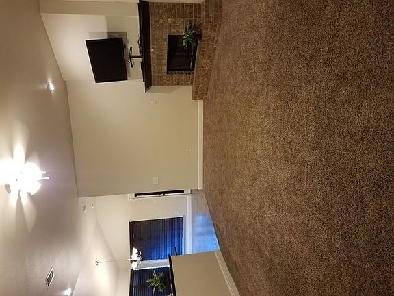 5th image of 603 E 98th St