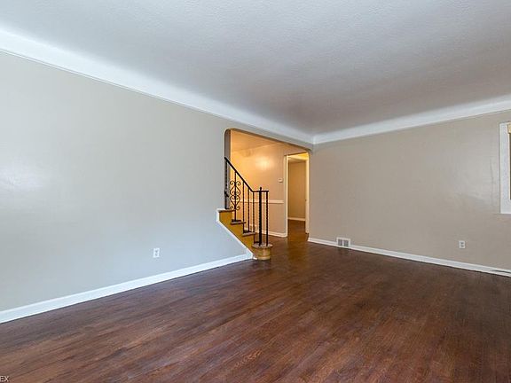 3rd image of 980 Glenside Ave