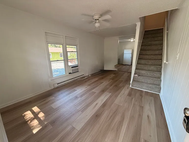 200 Memorial Park Dr — Photo 15