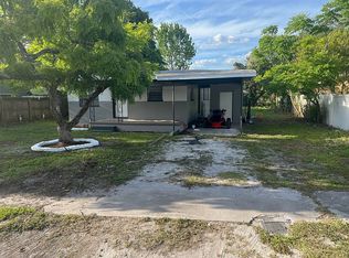 1804 S Club Ct, Tampa, FL 33612