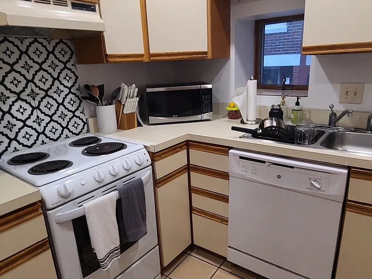 183 Endicott St #1 — Photo 7