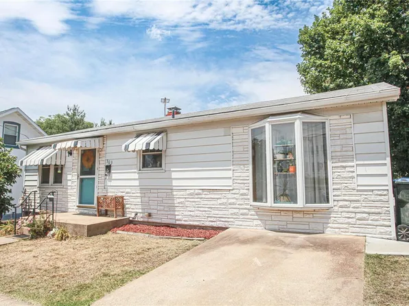 303 W 4th St, Waterloo, IL 62298