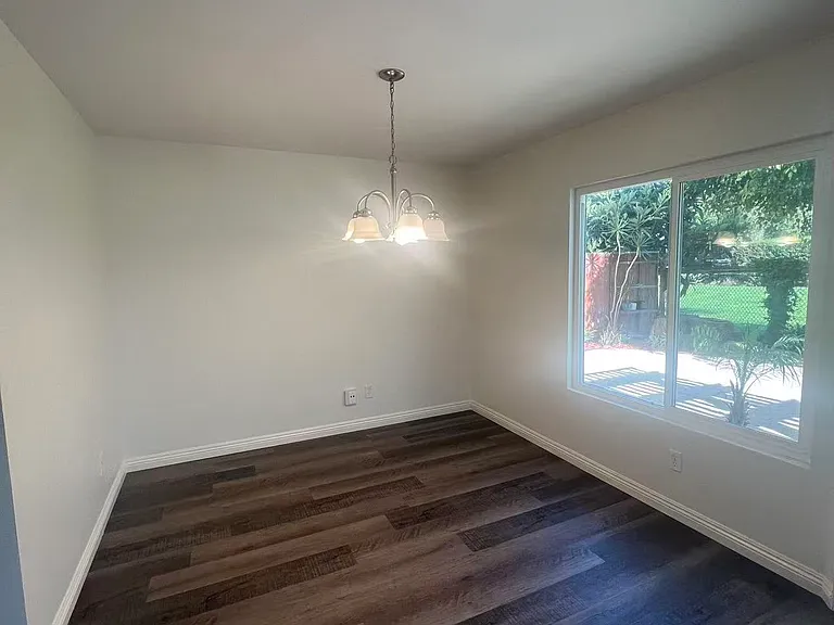 1270 Farmington Pl — Photo 14