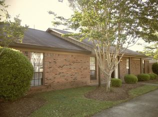 135 Park Cir #A, Starkville, MS 39759