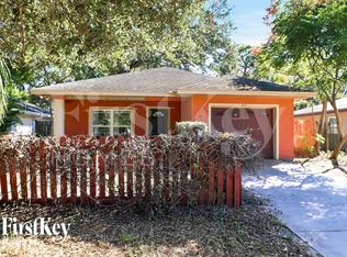 415 7th Ave NE, Largo, FL 33770